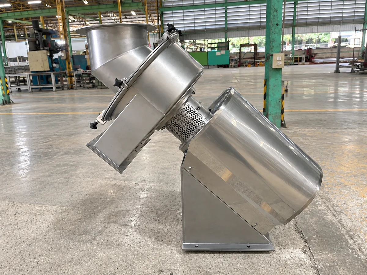 Hammer mill assembly viewed from the side.