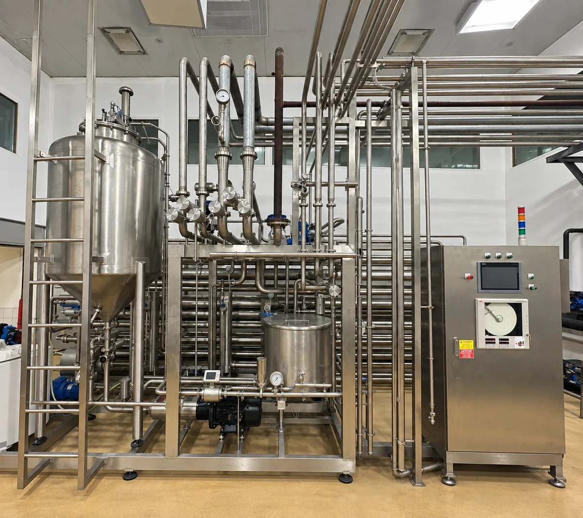 UHT Systems — equipment overview.